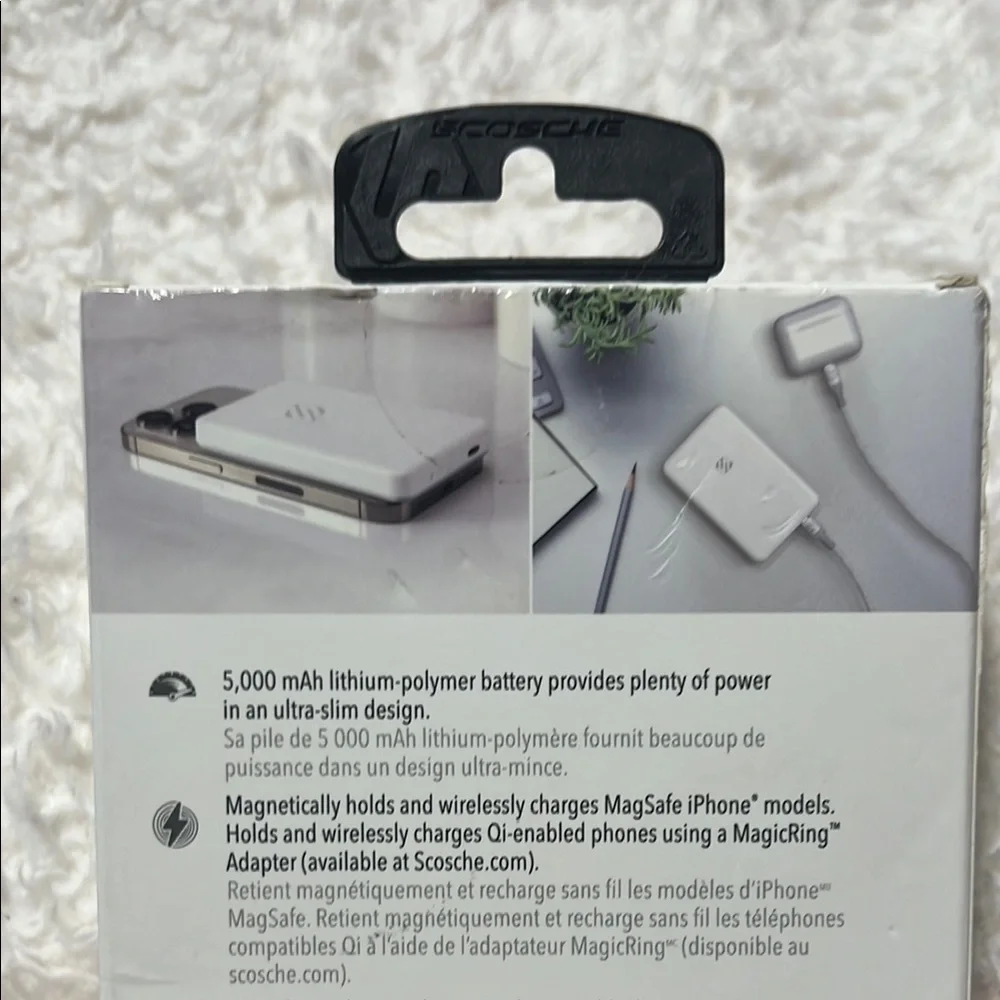 Scosche Magnetic Wireless Charging Power Bank - White
